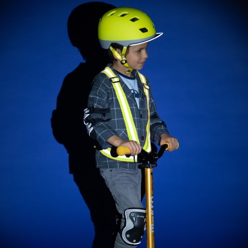 large-Mixed-Micro-Helmet-Visor-Micro-Reflective-Vest-Micro-Knee-Elbow-Pad-Reflective-BlackMicro-Helmet-Neon-Yellow-Maxi-Micro-Deluxe-Pro-LED-Sunburst-Yellow