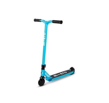 large-Micro-Ramp-Cyan-black-rims-3