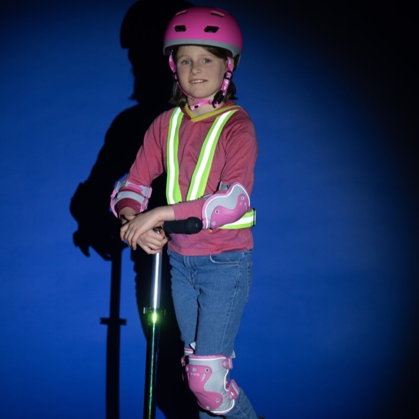 large-Mixed-Micro-Helmet-Neon-Pink-Micro-Knee-Elbow-Pad-Reflective-Pink-Micro-Reflective-Vest-Micro-Sprite-LED-Neochrome