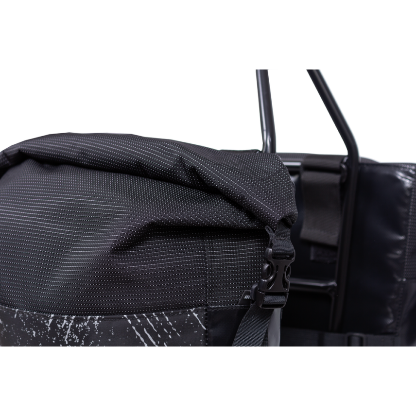 closeup-bag-2-velohunt-2