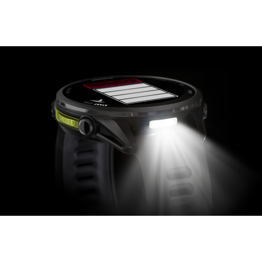 Forerunner970-CarbonGrayBlack-HR-Flashlight
