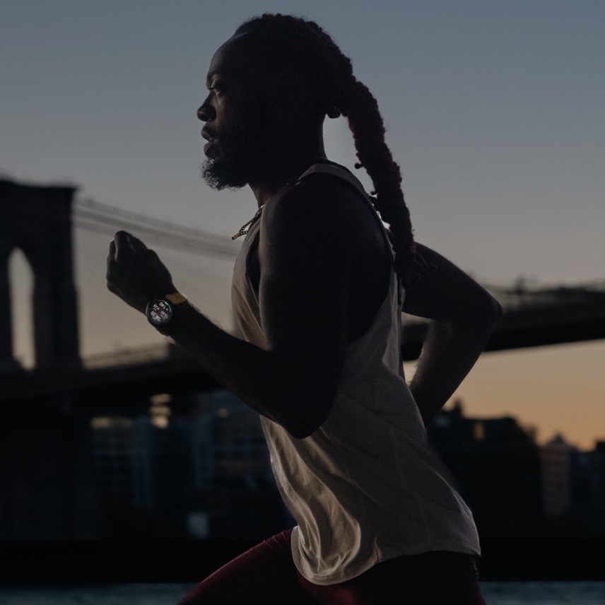 010-02809-10-garmin-forerunner-965-velohunt