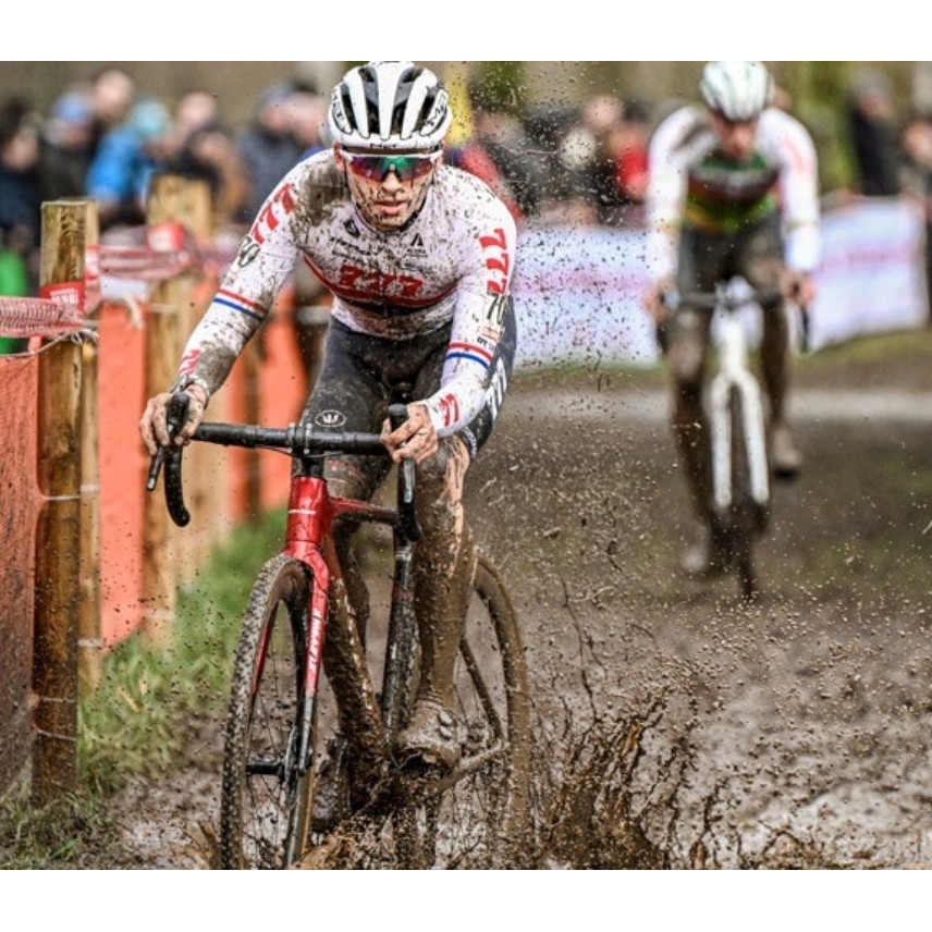 super-prestige-my26-red-velohunt