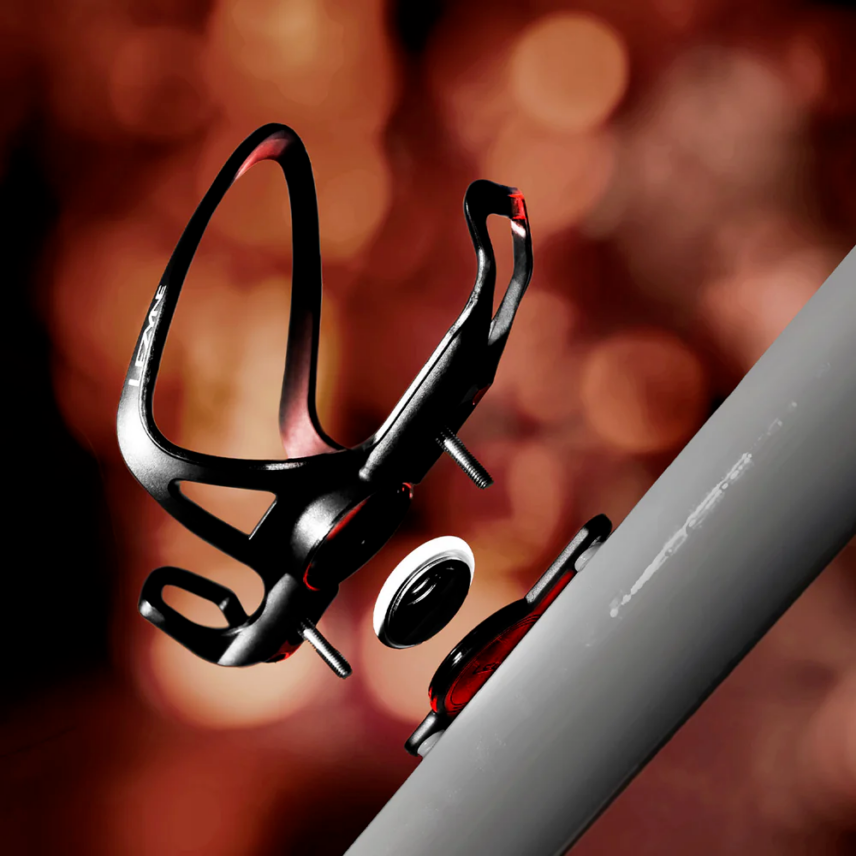 1-AT-MTAIR-V104-AirTag-KP-F-106-Full-R1-velohunt