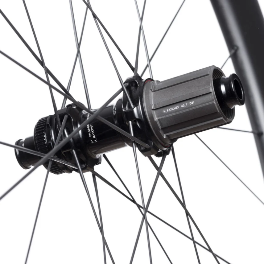 hunt-54-58-aerodynamicist-carbon-disc-wheelset-velohunt-21